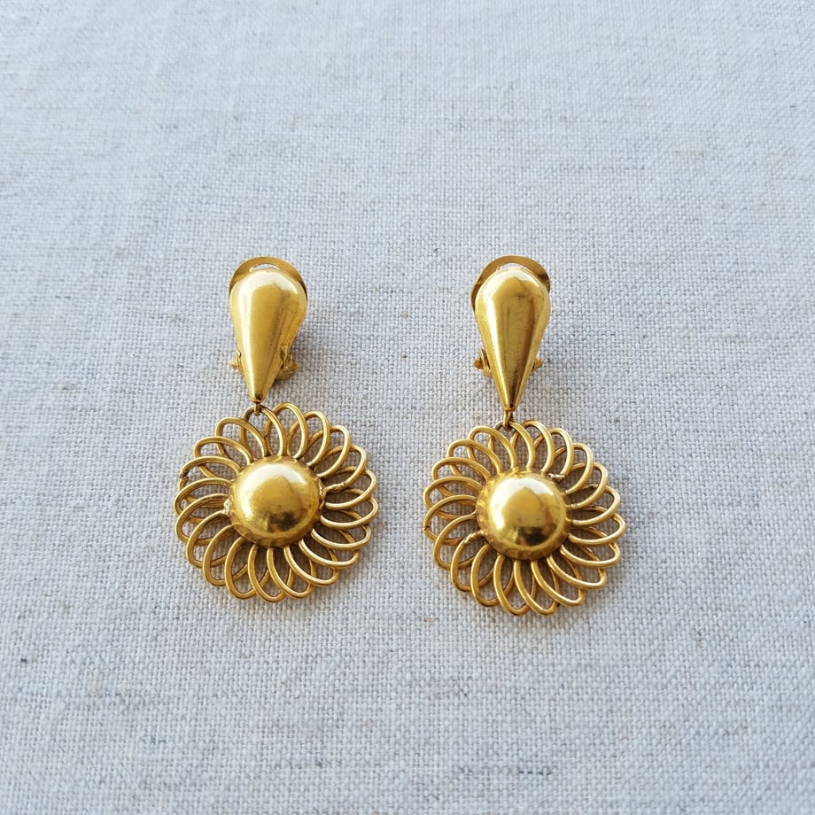 5b39bb37ef843f148b00075c