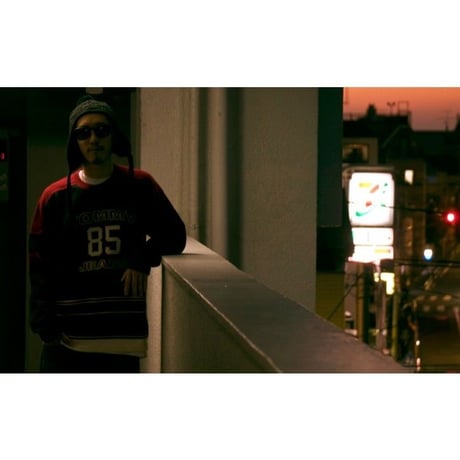 USED TOMMY JEANS SWEATER JERSEY