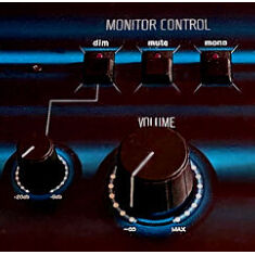 conisis M04 スタジオモニター切替スイッチャー conisis M04 スタジオモニター切替スイッチャー conisis M04 スタジオ