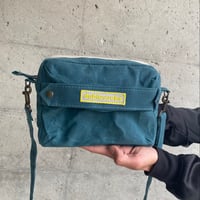 【フラップ部分をリニューアル！】ロングショットポシェット -スモーキーブルー-