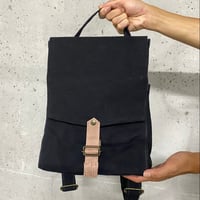 【ストラップの幅が4cmに！】ウィリアムソンリュックサック  -ブラック/アシュリーピンク-