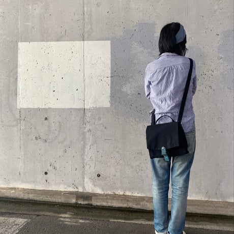 【やっぱりかわいい！】ウィリアムソンサッチェルバッグ  -ブラック/スモーキーブルー-