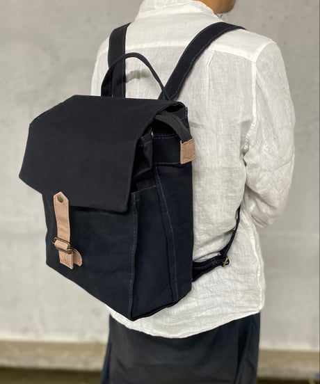 【ストラップの幅が4cmに！】ウィリアムソンリュックサック  -ブラック/アシュリーピンク-