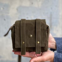 【絶対必需なちびっこ登場！】ロットレンダーミニミニポシェット -コンブオリーブ-