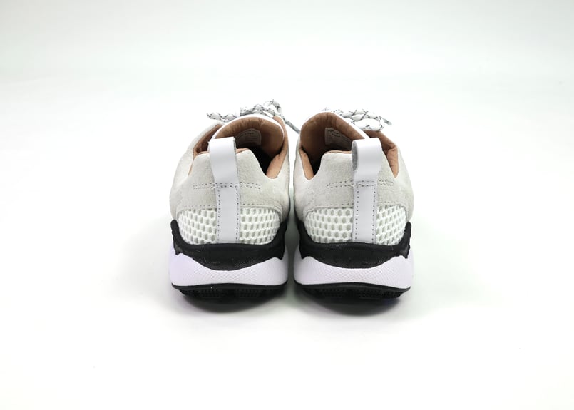 (取寄) ホワイトマウンテン レディース ヘイジー White Mountain women White Mountain Hazy Black/Nubuck Flower MOUNTAIN / BACK COUNTRY / Jet white | Dyna