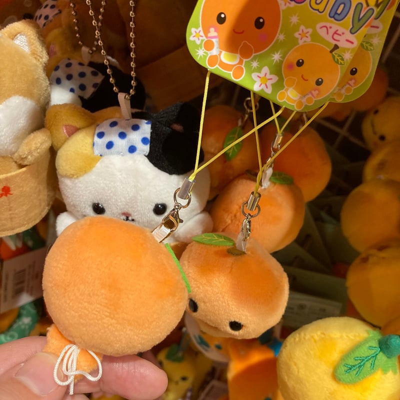 当時物 レア みかんちゃん 吸盤付き ぬいぐるみ レトロ タグ付き みかんちゃん 吸盤付きカーマスコット - メルカリ