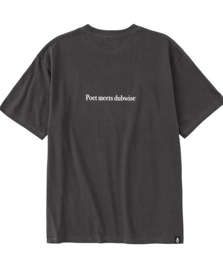 【POET MEETS DUBWISE（ポエトミーツダブワイズ） 】LOST AND FOUND T-Shirt　−SUMI