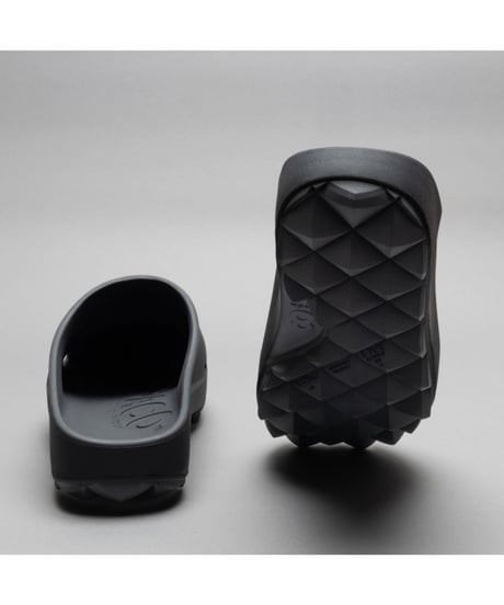 【PPACO（パコ）】LUX-1(AIR STUDDED SOLE®)　-DARK GRAY/BLACK