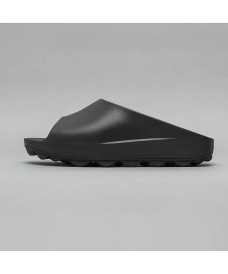 【PPACO（パコ）】LUX-2(AIR STUDDED SOLE®)　-BLACK / BLACK