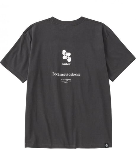 【POET MEETS DUBWISE（ポエトミーツダブワイズ） 】SOLIDARITY T-Shirt −SUMI