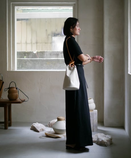 【KAMAROAN（カマロアン）】Woven Drawstring Bucket Bag -IVORY