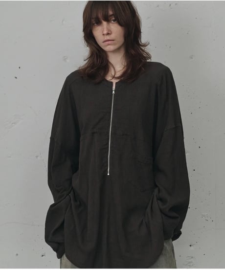 【ANCELLM（アンセルム）】CREPE HALF ZIP SHIRT -BROWN