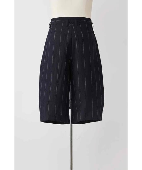 【SHINYAKOZUKA（シンヤコヅカ）】BAGGY SHORTS　− PINSTRIPE