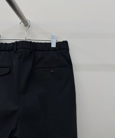 【YOKO SAKAMOTO（ヨーコサカモト）】DOUBLE PLEATED TROUSERS 　-BLACK