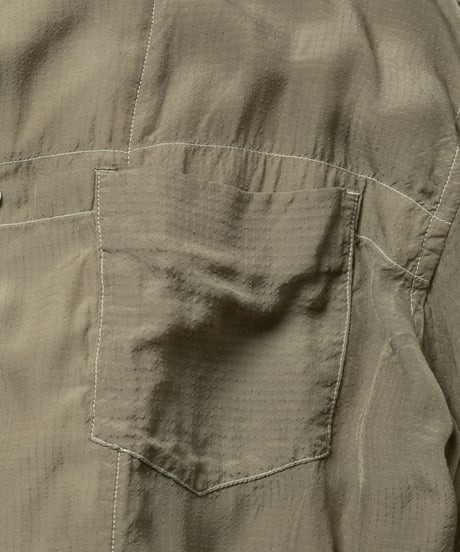 【INNAT（インアット）】LOOSE BOX SHIRT　-KHAKI