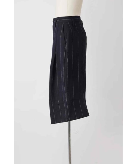 【SHINYAKOZUKA（シンヤコヅカ）】BAGGY SHORTS　− PINSTRIPE