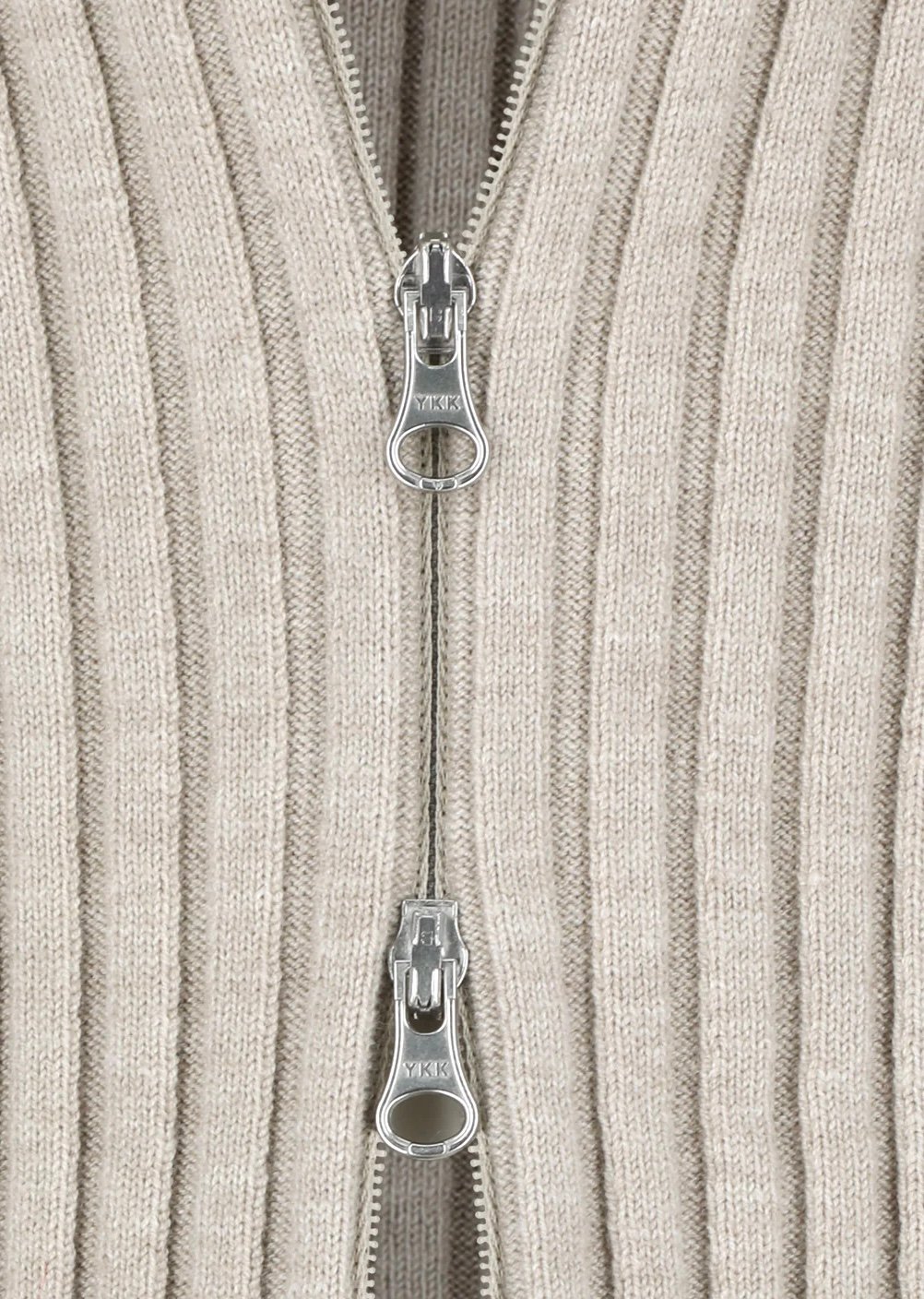 AMOMENTO（アモーメント）】 Ribbed High Neck Zip Up -Bei