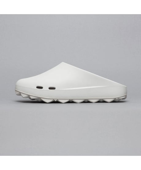 【PPACO（パコ）】LUX-1(AIR STUDDED SOLE®)　-OFF WHITE / OFF WHITE