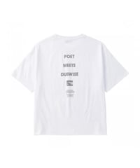 【POET MEETS DUBWISE（ポエトミーツダブワイズ） 】PMD Logo Loose Fit T-Shirt　−WHITE