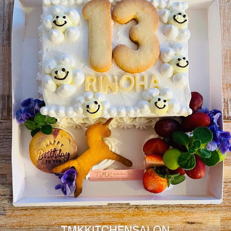 ★オーダー受付中★お誕生日セット★バースデー★ケーキ★ダイカット★クラフトパンチ Amazon.co.jp: 壁面 「 おめでとう ケーキ 」 アルバム 誕生日