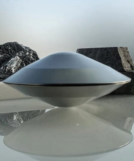 お住まいの電磁波対策に「カーボンバランサーα UFO-M」