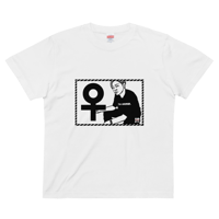 【白】私は女です！ Tシャツ（2023年6月新作）【納期7日～14日】