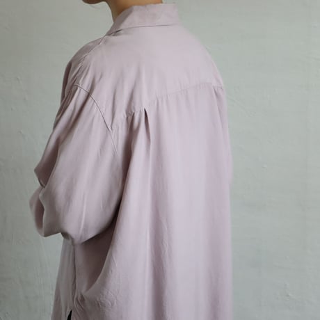 OPEN COLLAR SILK BLOUSE
