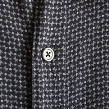 "PERRY ELLIS" RAYON SHIRT