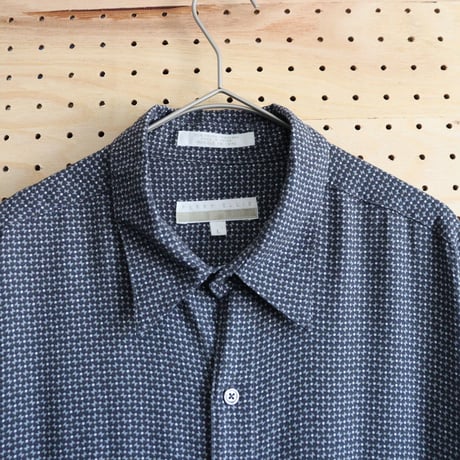 "PERRY ELLIS" RAYON SHIRT