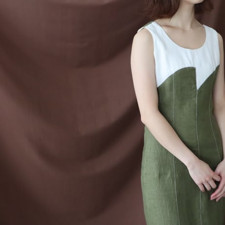 EURO SLEEVELESS LINEN DRESS