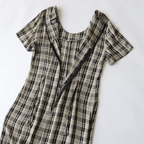 MONOTONE CHECK LONG DRESS