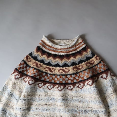 ROLL NECK MIX YARN NORDIC  SWEATER
