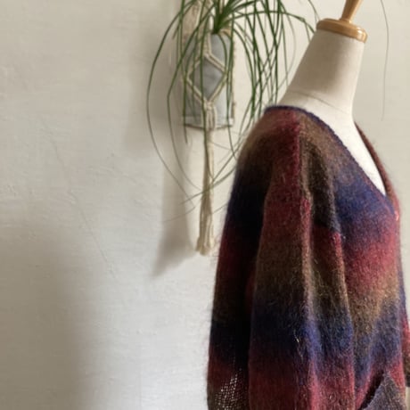 EURO SHORT LENGTH MOHAIR HAND KNITTED CARDIGAN