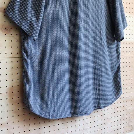 "PERRY ELLIS" RAYON SHIRT