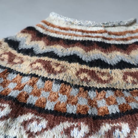 ROLL NECK MIX YARN NORDIC  SWEATER