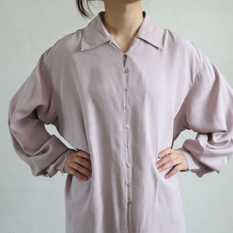 OPEN COLLAR SILK BLOUSE