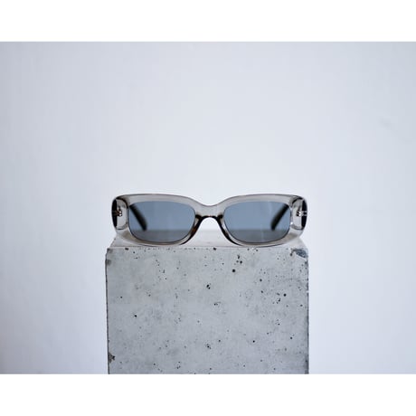 (NEW) Square Frame Light Gray Color Lens Shades