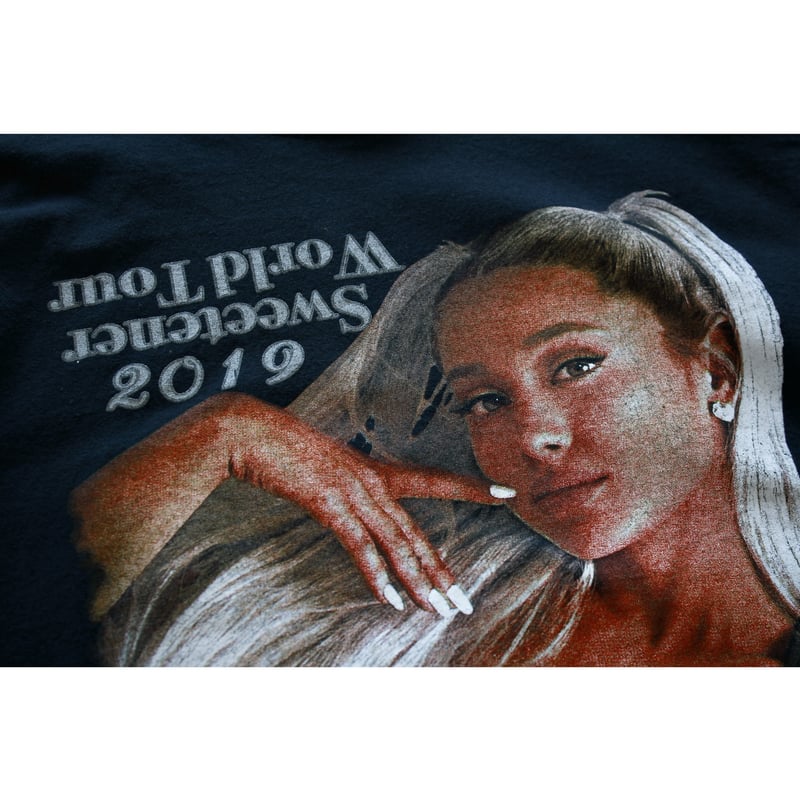 Ariana Grande” 2019 Sweetener World Tour Tshir