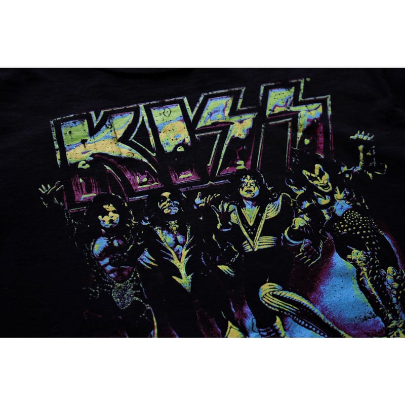 KISS” Destroyer Print Official Rock Tshirt | n