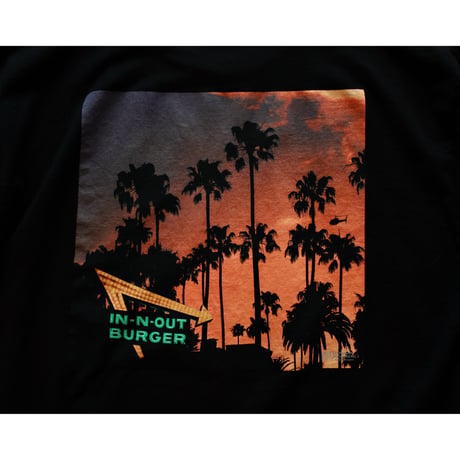 “IN-N-OUT BURGER” California Sunset Graphic Tshirt