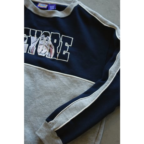 “EEYORE” Pooh ©︎Disney Embroidered 2tone Sweatshirt