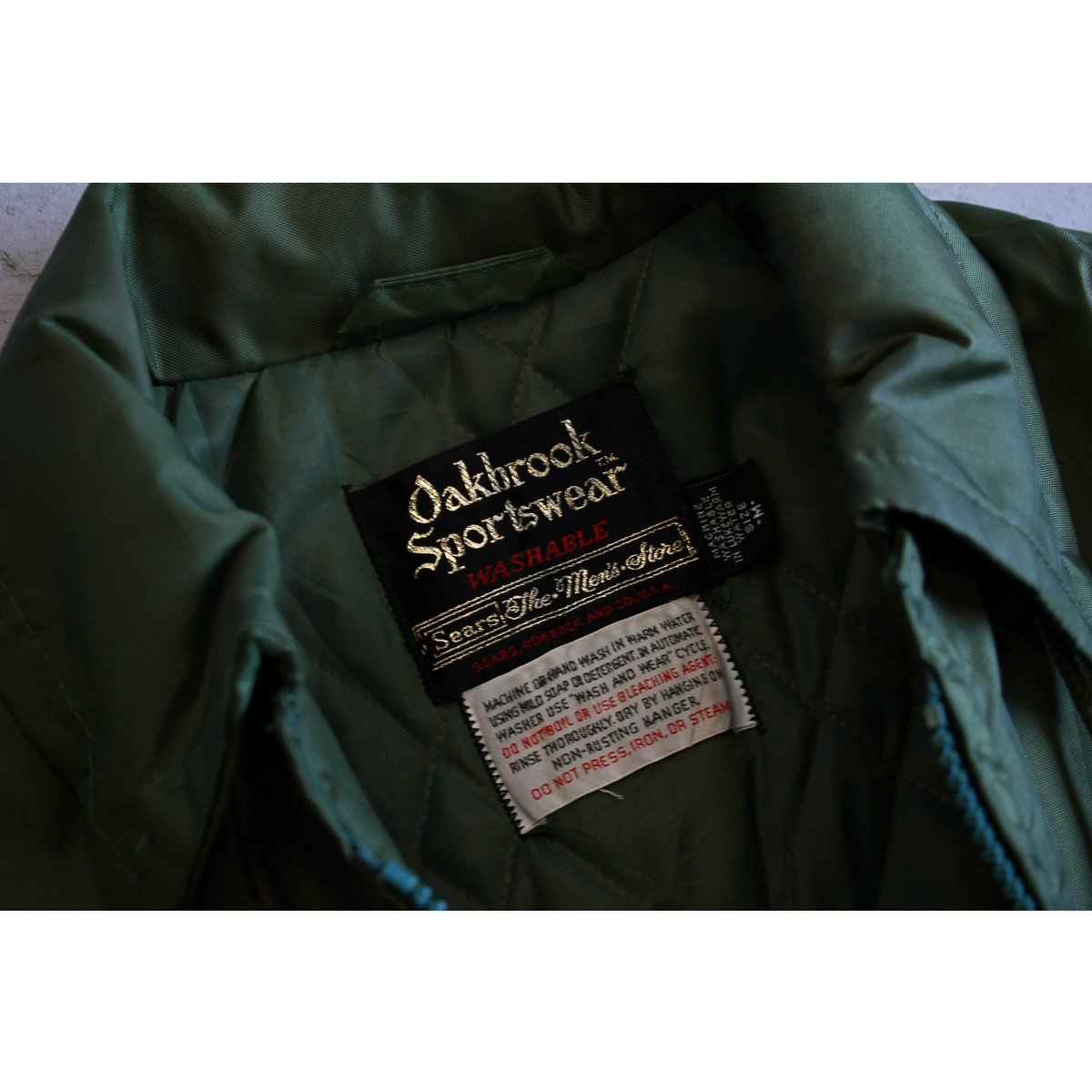 1970s Vintage “Sears” Oakbrook Sportswear Zipup