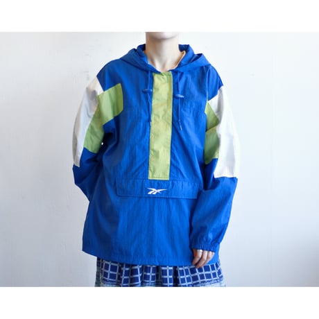 1990s Vintage “Reebok” Nylon Pullover Windbreaker
