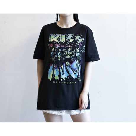 “KISS” Destroyer Print Official Rock Tshirt