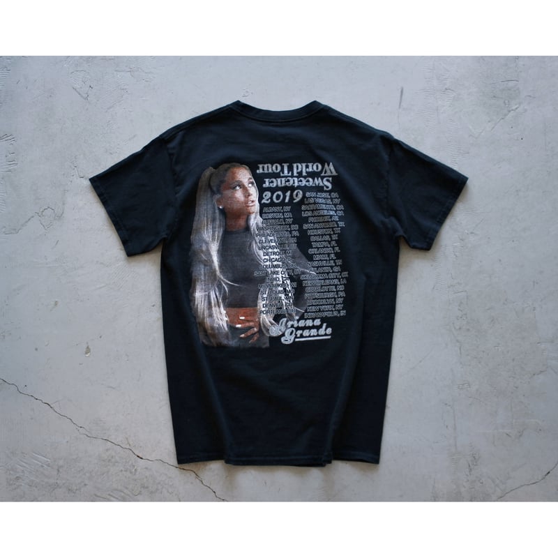 Ariana Grande 2019 Sweetener World TシャツL Ariana Grande” 2019 Sweetener World Tour Tshir