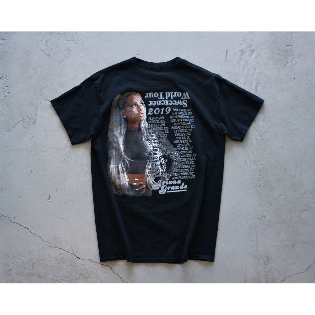 Ariana Grande” 2019 Sweetener World Tour Tshir