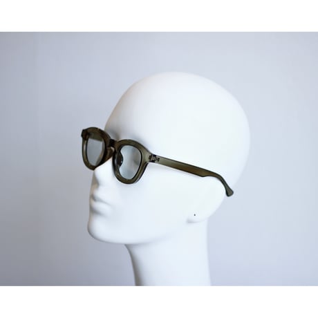 (NEW) Wide Frame Light Gray Color Lens Shades