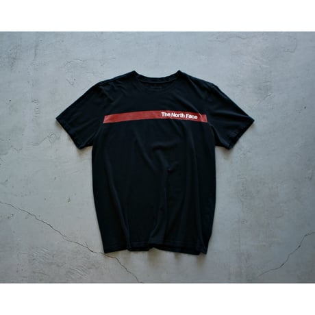 “THE NORTH FACE” Line Logo Tshirt