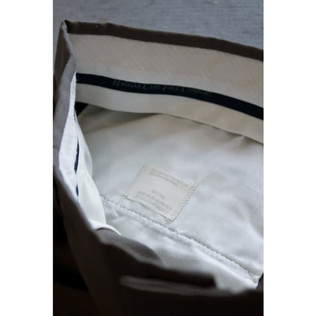 HAGGER Tuckless Color Slacks Beige