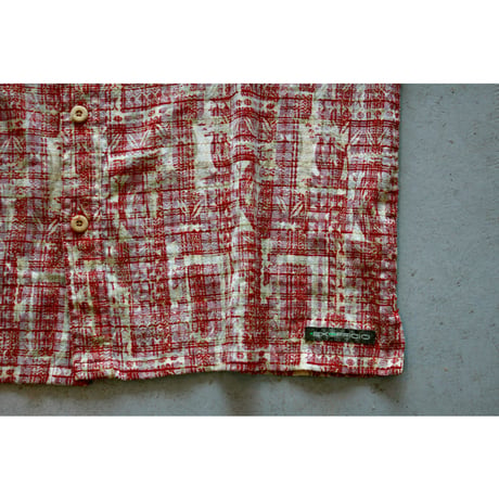 2000s Rayon Blend Resort Active Shirt